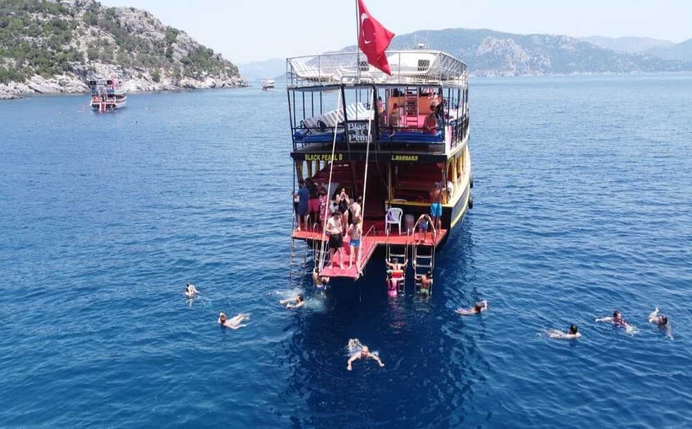 Black Pearl Bootstour