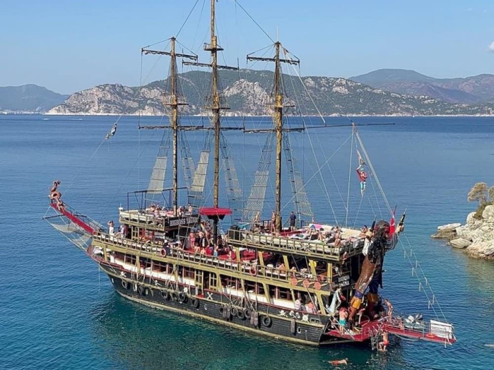 Marmaris Big Boss Diamond Piratenschiff (Alkoholfreie Getränke) - image 3